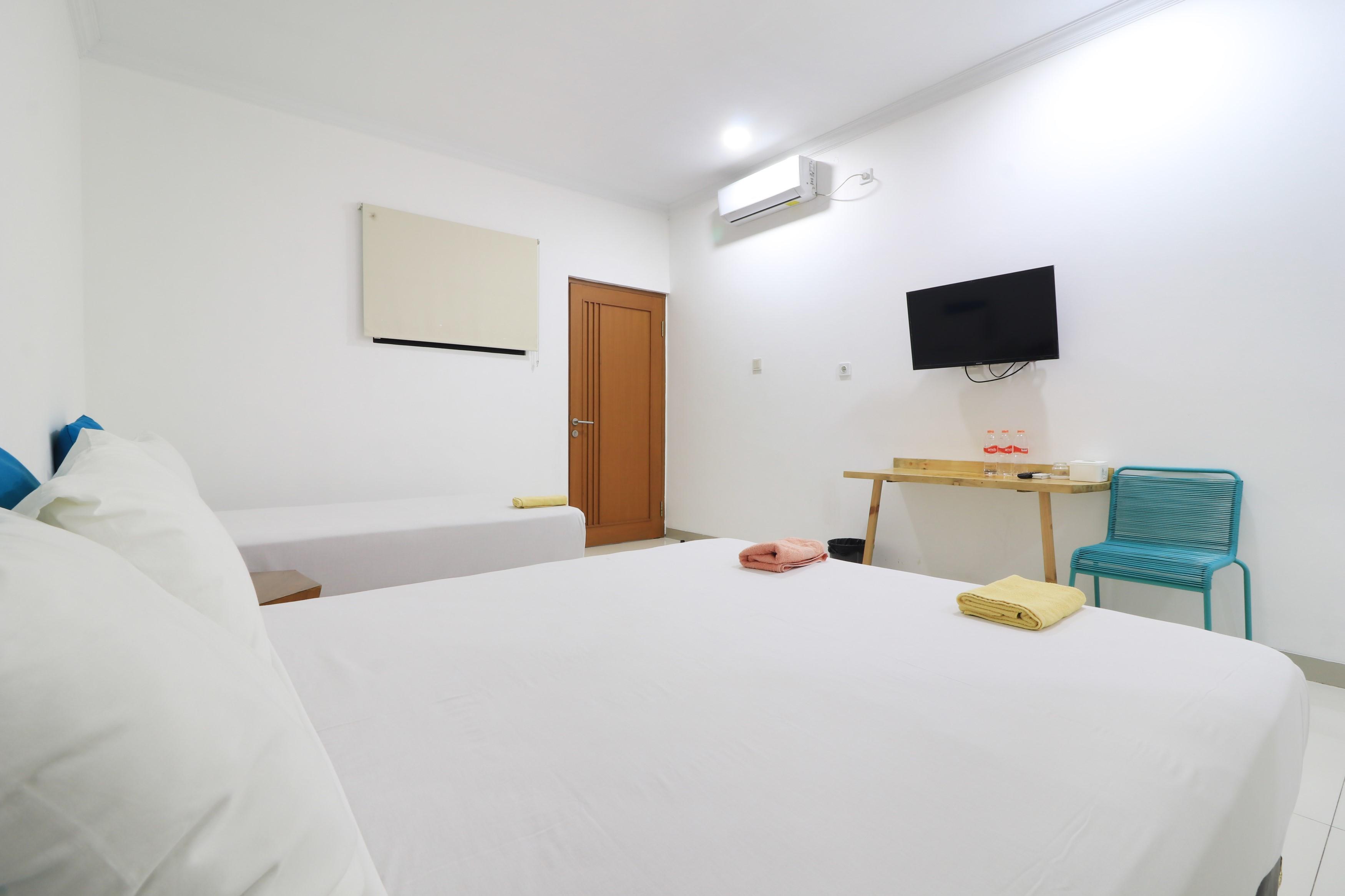 Locus Rooms Bandung Buitenkant foto