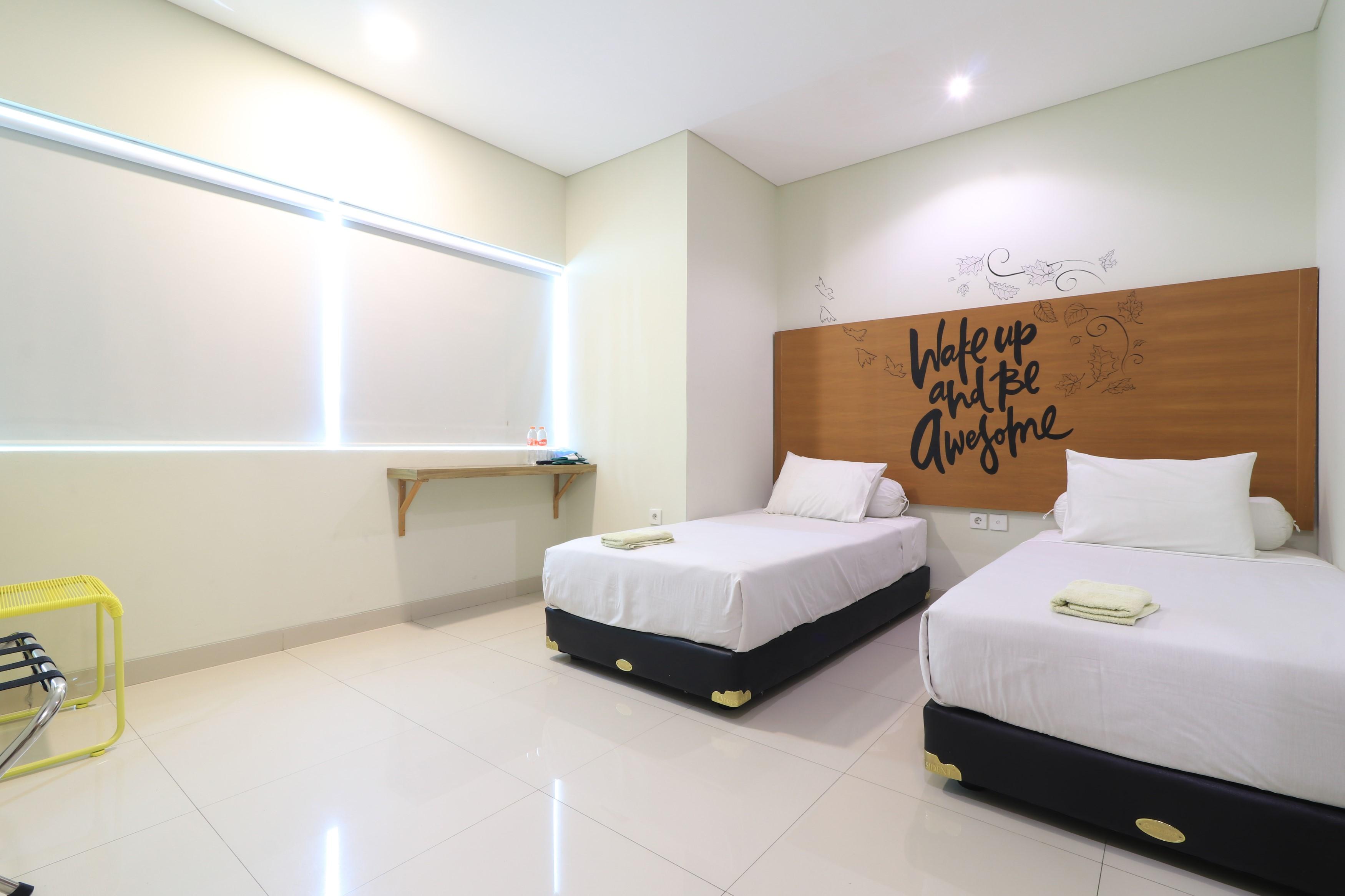 Locus Rooms Bandung Buitenkant foto