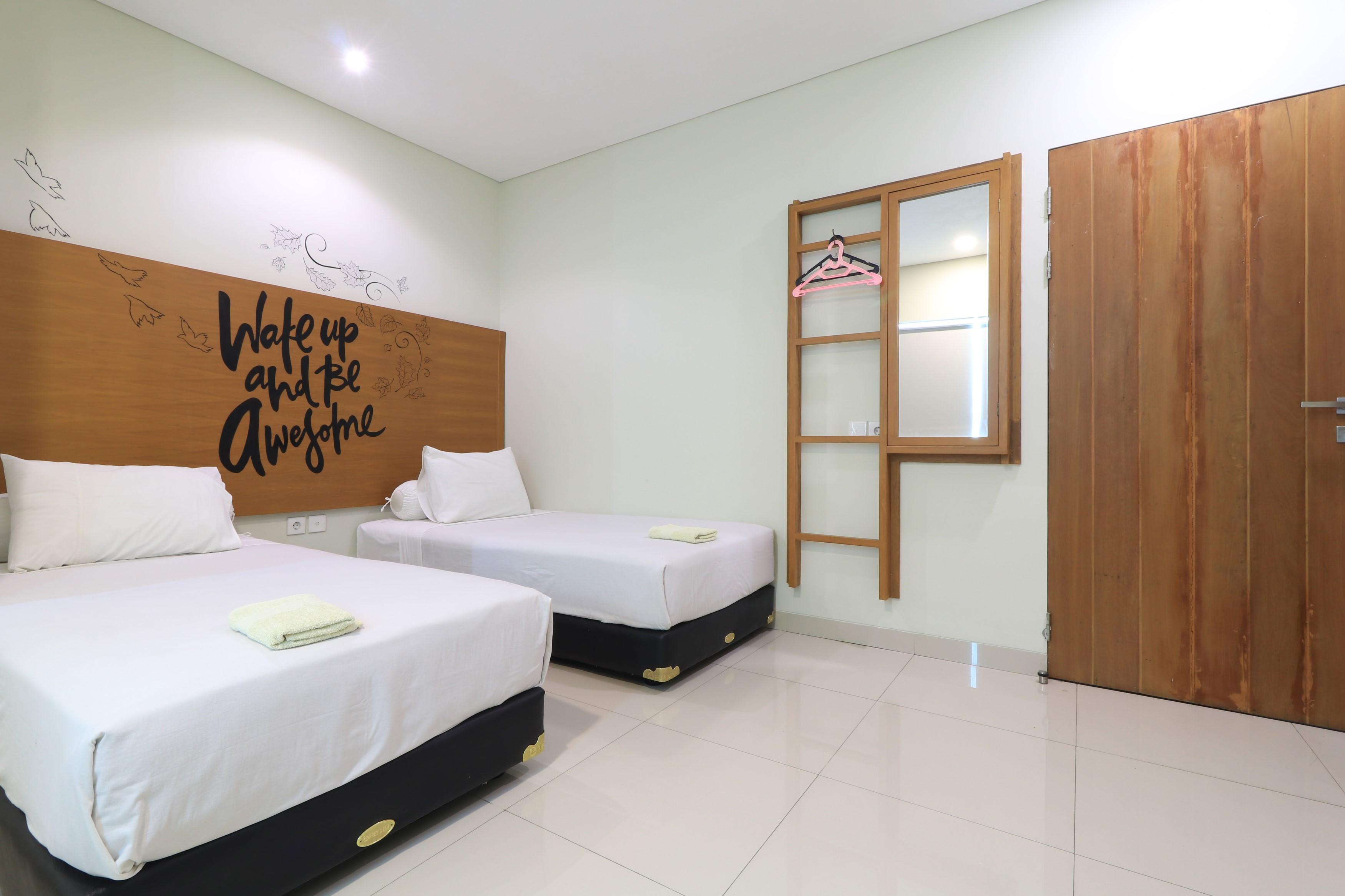 Locus Rooms Bandung Buitenkant foto